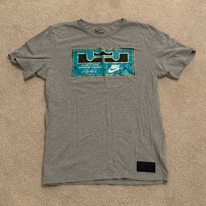 Nike Lebron James T-shirt